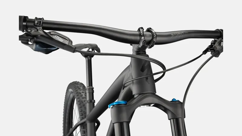 Specialized Fuse Expert 29 Hardtail Mountain Bike in Black-2