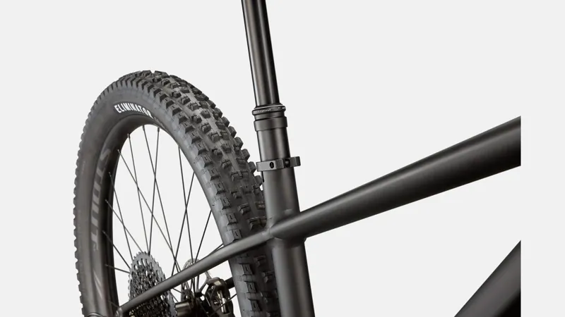 Specialized Fuse Expert 29 Hardtail Mountain Bike in Black-1